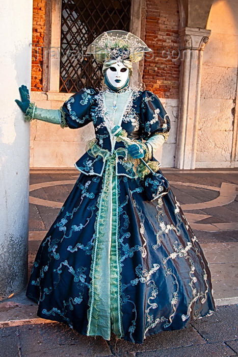 italy537: Carnival participant with Carnival costume in Piazza San Marco, Venice - photo by A.Beaton - (c) Travel-Images.com - Stock Photography agency - Image Bank