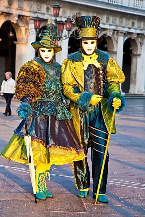 italy541: Carnival participants with Carnival costumes with an Irish theme in Piazza San Marco, Venice - photo by A.Beaton - (c) Travel-Images.com - Stock Photography agency - Image Bank