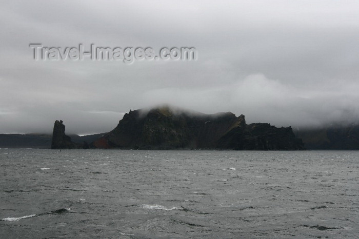 jan-mayen2: Jan Mayen island: scarps and the Arctic ocean - photo by R.Behlke - (c) Travel-Images.com - Stock Photography agency - Image Bank