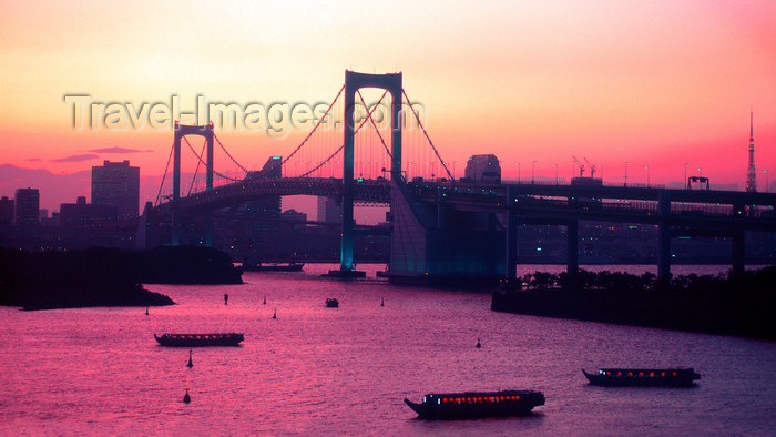 japan82: Rainbow bridge - suspension bridge crossing northern Tokyo Bay, Tokyo, Japan. photo by B.Henry - (c) Travel-Images.com - Stock Photography agency - Image Bank