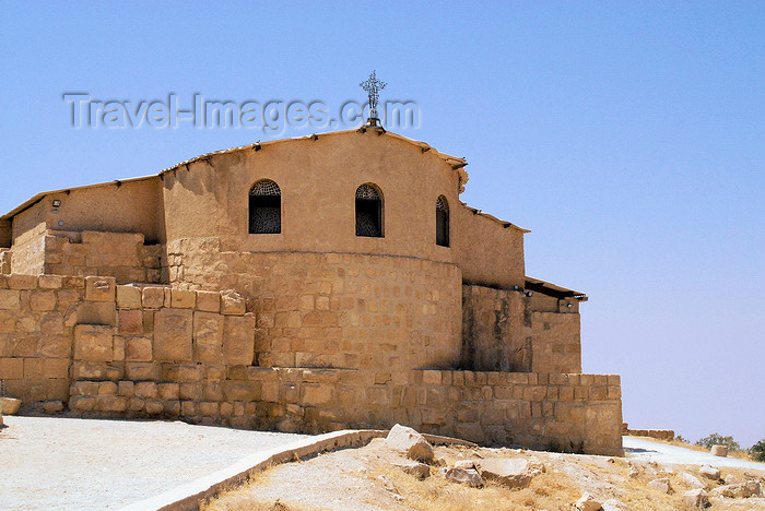 jordan107: Mount Nebo, Faysaliyah - Madaba governorate - Jordan: modern structure protecting the Byzantine basilica - photo by M.Torres - (c) Travel-Images.com - Stock Photography agency - Image Bank