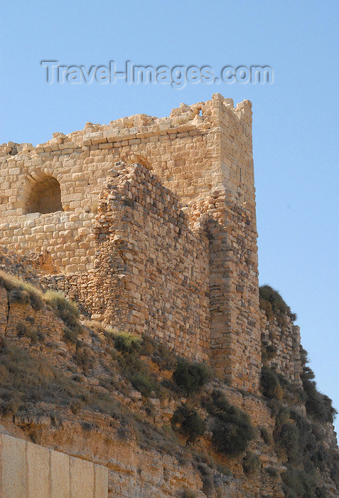 jordan133: Al Karak - Jordan: Crac des Moabites castle - view of the keep - photo by M.Torres - (c) Travel-Images.com - Stock Photography agency - Image Bank