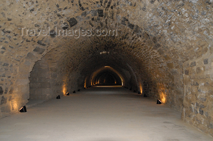 jordan136: Al Karak - Jordan: Crac des Moabites - large hallway in the basement of the Crusader's castle - photo by M.Torres - (c) Travel-Images.com - Stock Photography agency - Image Bank