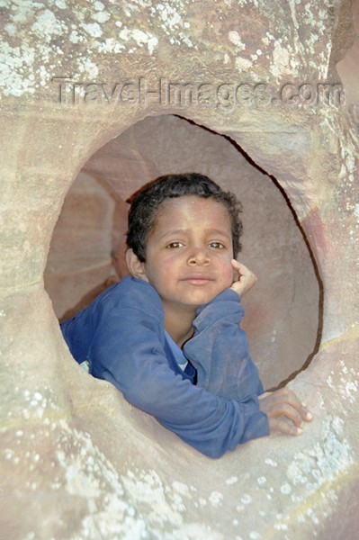 jordan20: Jordan - Petra: bedouin boy - photo by J.Kaman - (c) Travel-Images.com - Stock Photography agency - Image Bank
