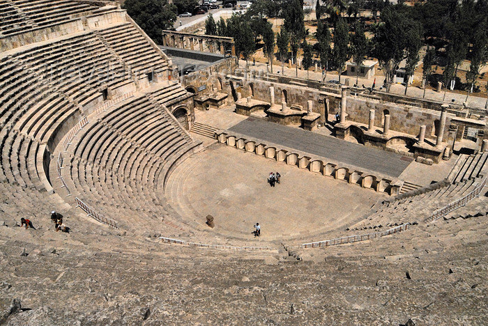 Amman - Jordan: - Roman - the impressive relic of ancient Philadelphia - photo by M.Torres - Travel-Images.com