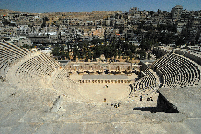 jordan201: Amman - Jordan: - Roman Theatre - built during the reign of Antonius Pius (138-161 CE) - photo by M.Torres - (c) Travel-Images.com - Stock Photography agency - Image Bank