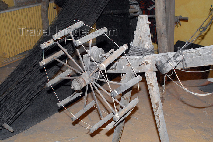 jordan202: Amman - Jordan: Roman Theatre - spinning wheel - Museum of Popular Traditions - photo by M.Torres - (c) Travel-Images.com - Stock Photography agency - Image Bank