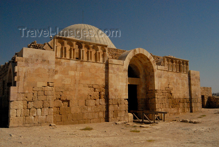 jordan230: Amman - Jordan: Umayyad palace, also called Dar al-Imara - citadel - photo by M.Torres - (c) Travel-Images.com - Stock Photography agency - Image Bank