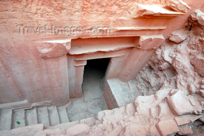 jordan256: Jordan - Petra: Khazneh - Treasury - UNESCO world heritage site - excavation - ground level was 4 m below the present - photo by M.Torres - (c) Travel-Images.com - Stock Photography agency - Image Bank