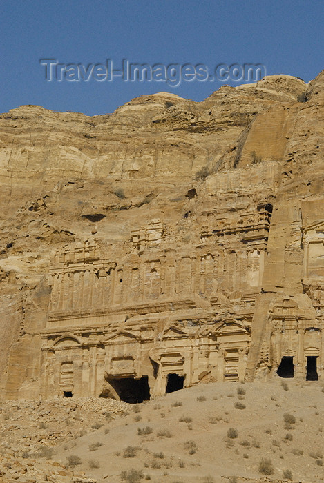 jordan269: Jordan - Petra: Palace Tomb - East Ridge Tombs - photo by M.Torres - (c) Travel-Images.com - Stock Photography agency - Image Bank