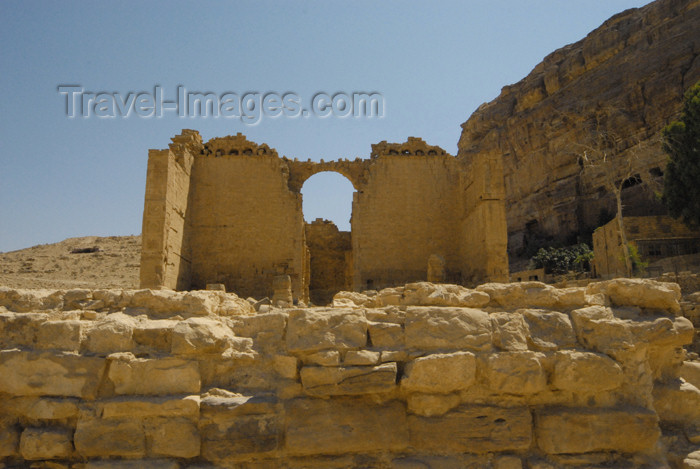 jordan290: Jordan - Petra:  Qasr al-Bint Firaun - photo by M.Torres - (c) Travel-Images.com - Stock Photography agency - Image Bank