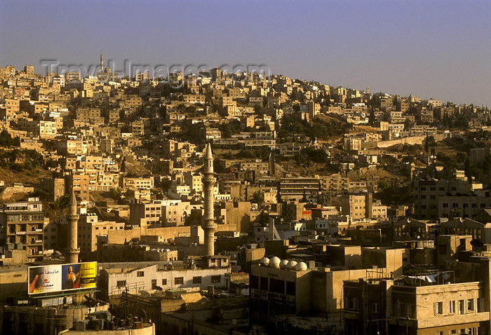 jordan7: Jordan - Amman / AMM /ADJ: building on the slope - photo by J.Wreford - (c) Travel-Images.com - Stock Photography agency - Image Bank