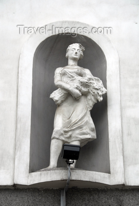 kazakhstan1: Kazakhstan, Almaty: harvest girl - niche on  Bogenbai batyr street - photo by M.Torres - (c) Travel-Images.com - Stock Photography agency - Image Bank