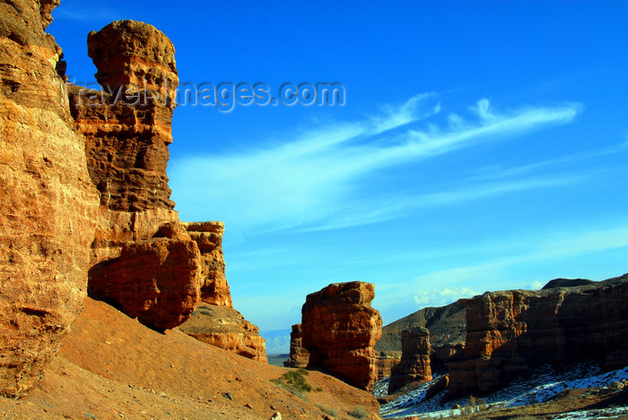 kazakhstan106: Kazakhstan, Charyn Canyon: Valley of the Castles - the fantastic rock formations remind the landscapes of Arizona - photo by M.Torres - (c) Travel-Images.com - Stock Photography agency - Image Bank