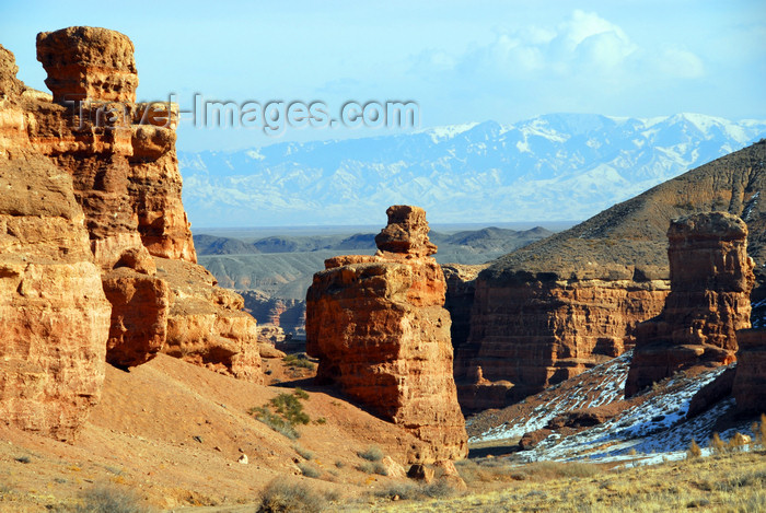 kazakhstan109: Kazakhstan, Charyn Canyon: way down to the Valley of the castles - in the background the Tian Shan mountains, marking the border with China - photo by M.Torres - (c) Travel-Images.com - Stock Photography agency - Image Bank