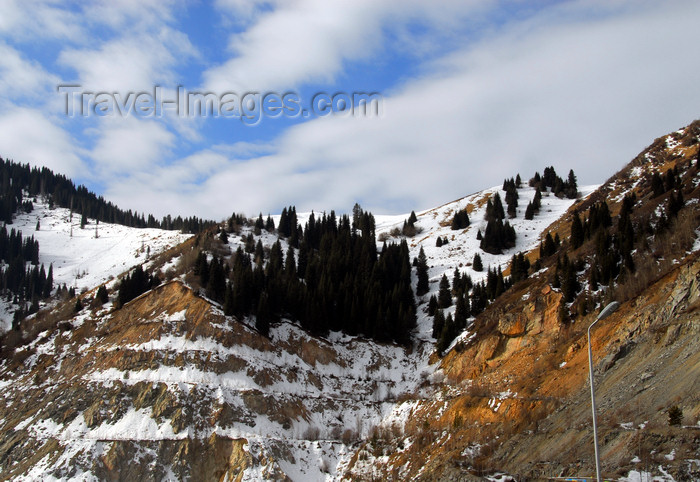 kazakhstan139: Kazakhstan - Chimbulak / Shimbulak ski-resort, Almaty: along the valley - photo by M.Torres - (c) Travel-Images.com - Stock Photography agency - Image Bank