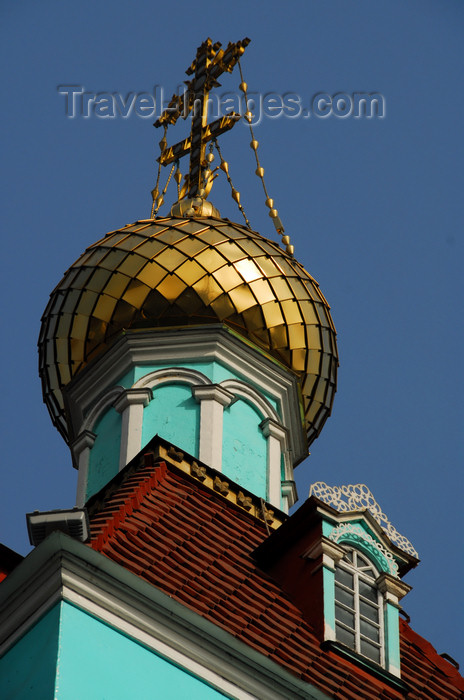 kazakhstan263: Kazakhstan, Almaty:  St Nicholas Church - Russian Orthodox - Nikolsky Sobor - golden onion - photo by M.Torres - (c) Travel-Images.com - Stock Photography agency - Image Bank