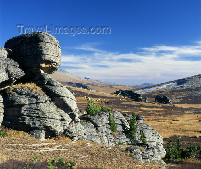 kazakhstan27: CIS - Kazakhstan - East Kazakhstan oblys - Altay Mountains: island of stones - rock outcrop - photo by V.Sidoropolev - (c) Travel-Images.com - Stock Photography agency - Image Bank