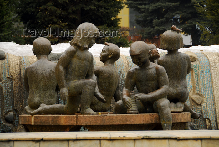 kazakhstan318: Kazakhstan, Almaty: Arbat - Zhybek-Zholy, or Silk road street - children sculpture - photo by M.Torres - (c) Travel-Images.com - Stock Photography agency - Image Bank