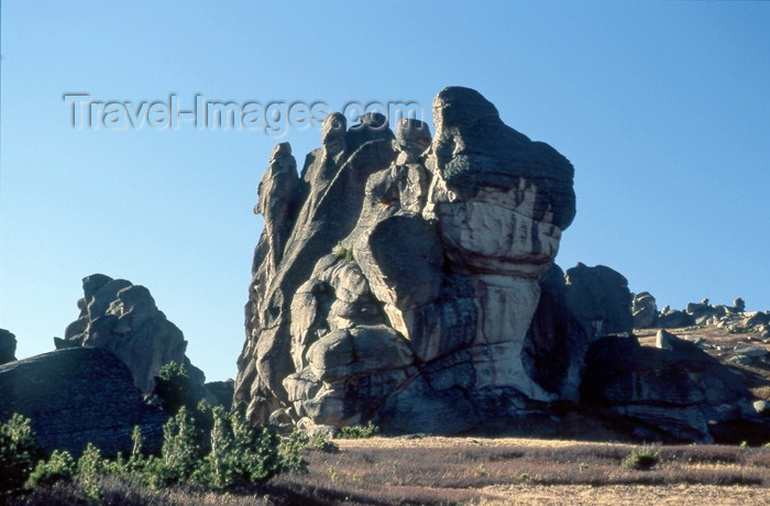 kazakhstan33: SNG - Kazakhstan - Altai Mountains: rock outcrop - photo by V.Sidoropolev - (c) Travel-Images.com - Stock Photography agency - Image Bank
