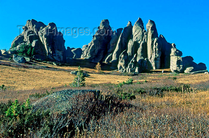 kazakhstan338: Kazakhstan - Altay Mountains: vertical rock formation - photo by V.Sidoropolev - (c) Travel-Images.com - Stock Photography agency - Image Bank