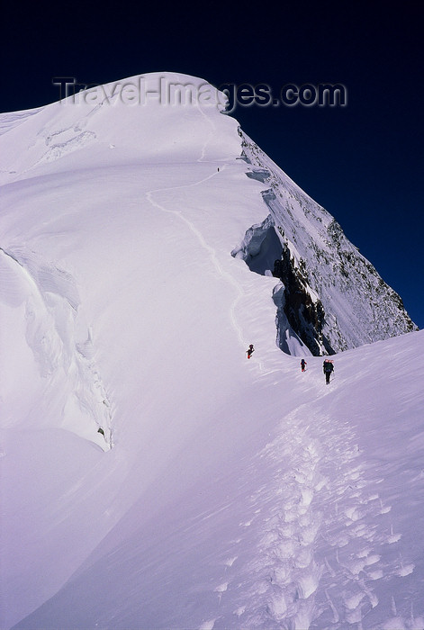 kazakhstan45: Kazakhstan - Tian Shan mountain range: a snow track at the time of an ascent  - photo by E.Petitalot - (c) Travel-Images.com - Stock Photography agency - Image Bank