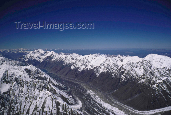 kazakhstan57: Kazakhstan - Tian Shan mountain range: mountains and glaciers seen from a helicopter - photo by E.Petitalot - (c) Travel-Images.com - Stock Photography agency - Image Bank