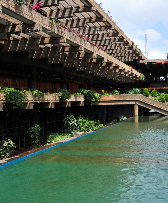 kenya121: Nairobi, Kenya: Kenyatta International Conference Center - City Square - pond and pergola - photo by M.Torres - (c) Travel-Images.com - Stock Photography agency - Image Bank