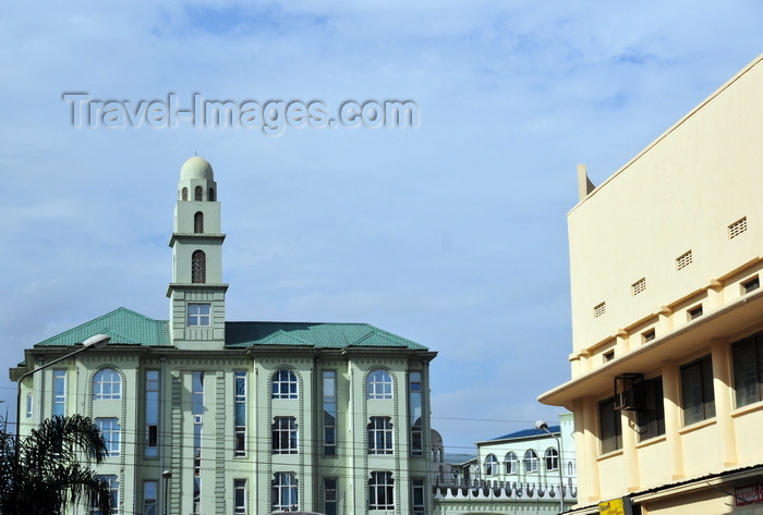 kenya138: Nairobi, Kenya: Bohra mosque, Timboroa Rd - photo by M.Torres - (c) Travel-Images.com - Stock Photography agency - Image Bank