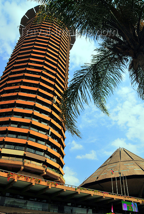 kenya20: Nairobi, Kenya: corn-cob style tower - Kenyatta International Conference Center - KICC - City Square - architect Karl H. Nostvik - Harambee Avenue - central business district - COMESA grounds - photo by M.Torres - (c) Travel-Images.com - Stock Photography agency - Image Bank