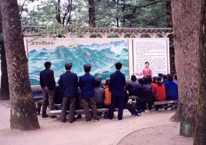 korean139: North Korea / DPRK - Myohyang mountains: Pohyon Temple - lecture (photo by M.Torres) - (c) Travel-Images.com - Stock Photography agency - Image Bank