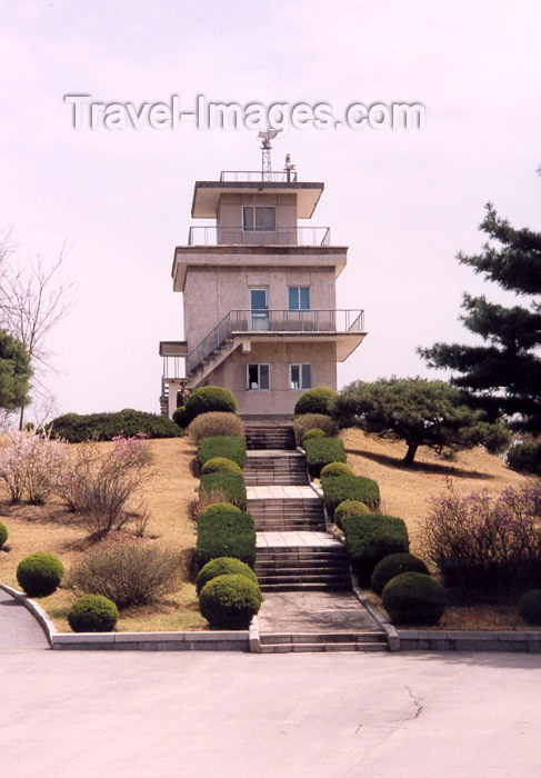 korean59: North Korea / DPRK - Panmunjom: keeping watch - watch tower near the border (photo by Miguel Torres) - (c) Travel-Images.com - Stock Photography agency - Image Bank