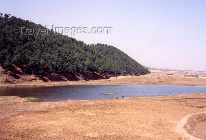 korean90: North Korea / DPRK - Rural eden (photo by Miguel Torres) - (c) Travel-Images.com - Stock Photography agency - Image Bank