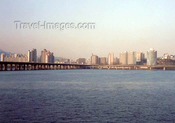 koreas10: Asia - South Korea - Seoul: Mapo bridge over the Han-Gang river - photo by M.Torres - (c) Travel-Images.com - Stock Photography agency - Image Bank