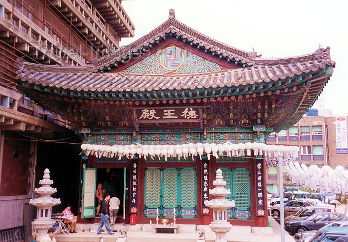 koreas3: Asia - South Korea - Seoul: Chogyesa temple - photo by M.Torres - (c) Travel-Images.com - Stock Photography agency - Image Bank