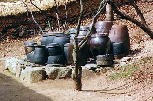 koreas35: Asia - South Korea - Pusan / Busan: Kimch'i jars - a spicy fermented pickle made of cabbage - photo by G.Frysinger - (c) Travel-Images.com - Stock Photography agency - Image Bank