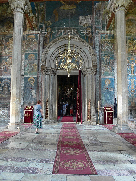 kosovo68: Kosovo - Visoki Decani - Pec district: Visoki Decani Serbian Orthodox Monastery - Cathedral - Byzantine paintings - Palaeologan renaissance - UNESCO World Heritage - photo by J.Kaman - (c) Travel-Images.com - Stock Photography agency - Image Bank