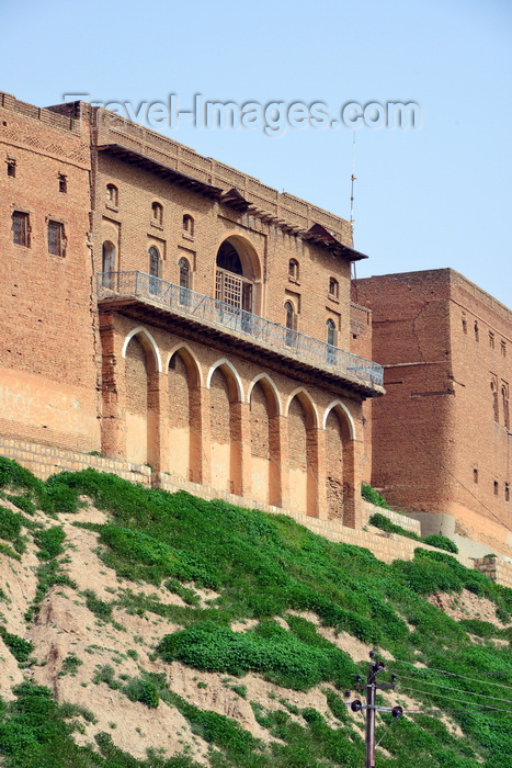 kurdistan10: Erbil / Hewler, Kurdistan, Iraq: Erbil Citadel - old brick building with arches and balcony - Qelay Hewlêr - UNESCO world heritage site - photo by M.Torres - (c) Travel-Images.com - Stock Photography agency - Image Bank