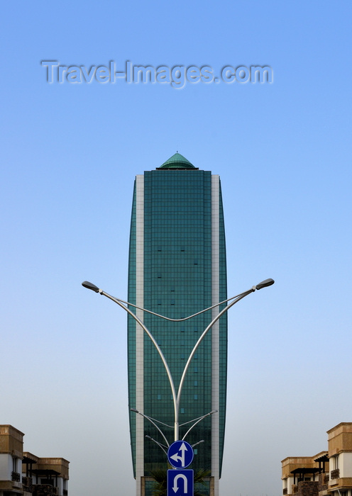 kurdistan102: Erbil / Hewler / Arbil / Irbil, Kurdistan, Iraq: green skyscraper - Erbil Business Tower - office space for a booming Kurdistan - photo by M.Torres - (c) Travel-Images.com - Stock Photography agency - Image Bank