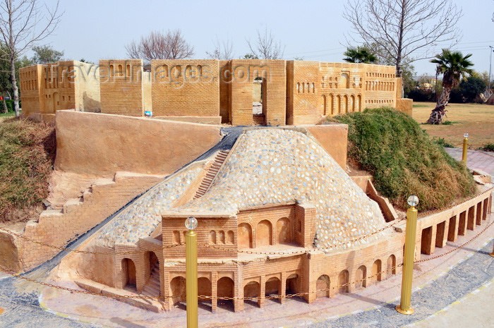 kurdistan56: Erbil / Hewler / Arbil / Irbil; Kurdistan; Iraq: miniature of Erbil Citadel at Minare Park - photo by M.Torres - (c) Travel-Images.com - Stock Photography agency - Image Bank