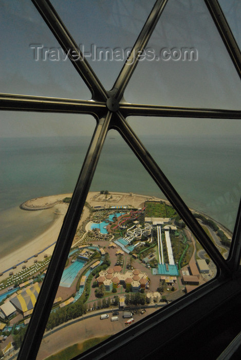 kuwait41: Kuwait city: recreation parks seen from Kuwait towers - photo by M.Torres - (c) Travel-Images.com - Stock Photography agency - the Global Image Bank