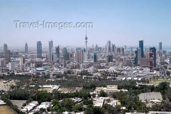 kuwait45: Kuwait city: skyline from Kuwait Towers - photo by M.Torres - (c) Travel-Images.com - Stock Photography agency - the Global Image Bank