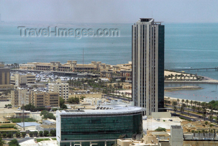 kuwait46: Kuwait city: view over the marina and Souk Sharq - photo by M.Torres - (c) Travel-Images.com - Stock Photography agency - the Global Image Bank