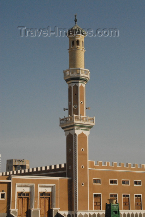 kuwait85: Kuwait city: mosque in Sharq district - photo by M.Torres - (c) Travel-Images.com - Stock Photography agency - the Global Image Bank