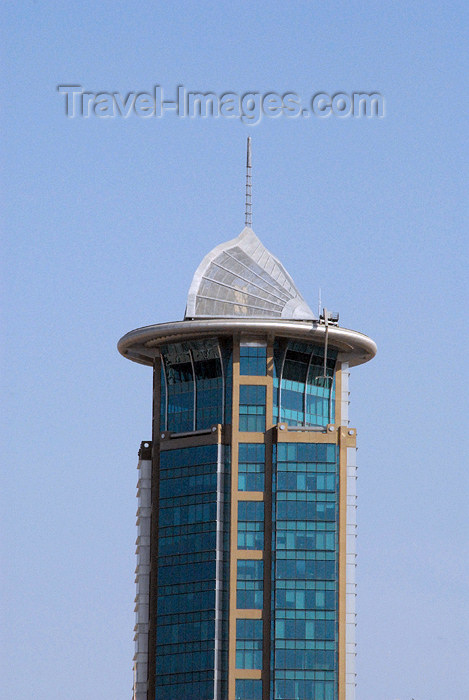 kuwait87: Kuwait city: Dar Al Awadi tower - Ahmad Al-Jaber Street - architect: KEO International Consultants - photo by M.Torres - (c) Travel-Images.com - Stock Photography agency - the Global Image Bank