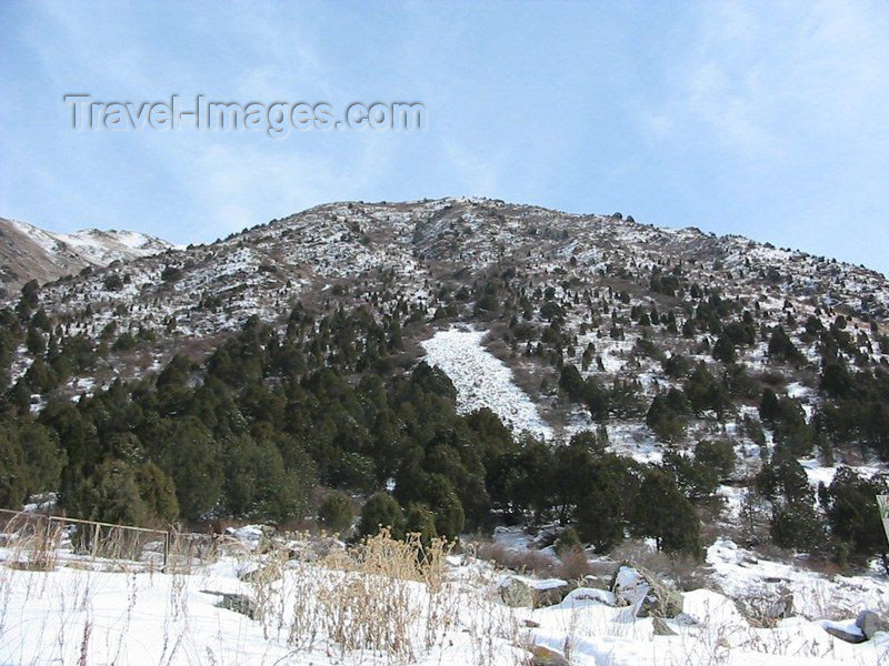 kyrgyzstan6: Chuy oblast, Kyrgyzstan, Central Asia: in the mountains - winter - photo by D.Ediev - (c) Travel-Images.com - Stock Photography agency - Image Bank