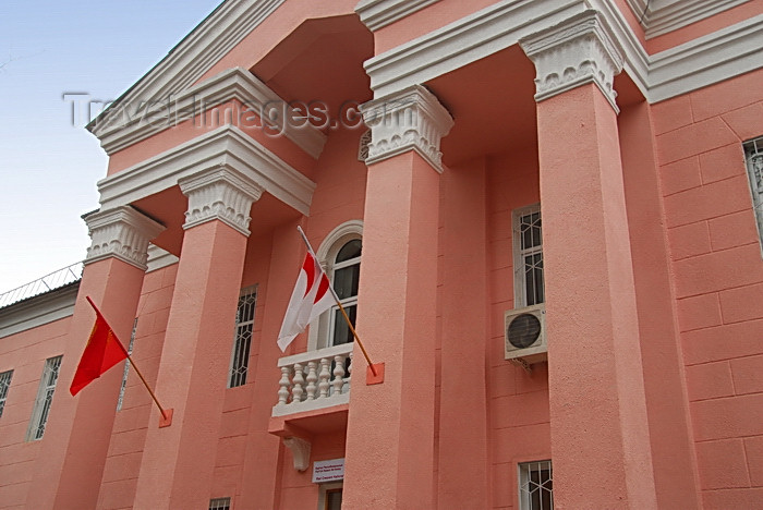 kyrgyzstan85: Bishkek, Kyrgyzstan: Red Crescent society - Erkindik boulevard - photo by M.Torres - (c) Travel-Images.com - Stock Photography agency - Image Bank