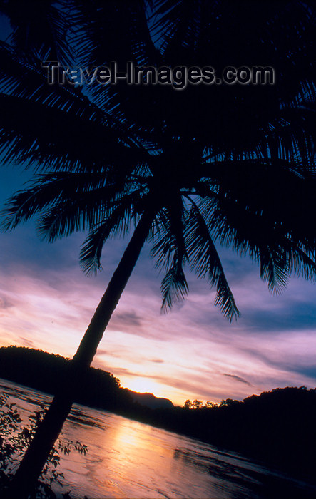 laos60: Laos - Luang Prabang - Sunset on the Mekong - photo by K.Strobel - (c) Travel-Images.com - Stock Photography agency - Image Bank