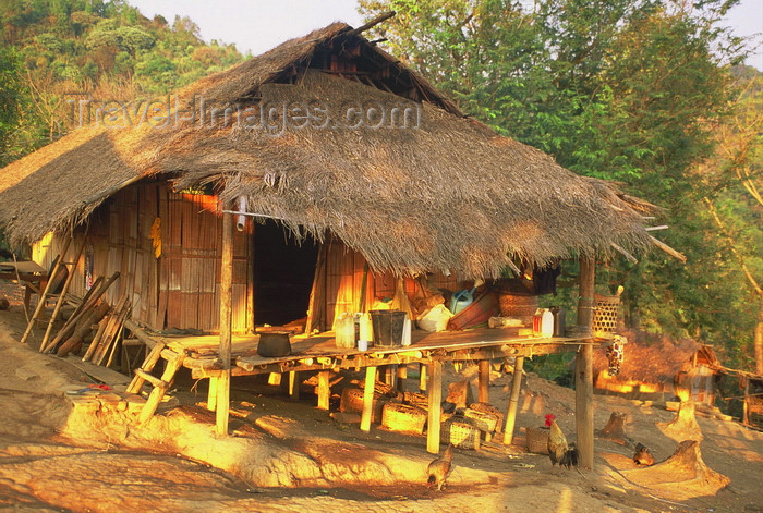 laos7: Laos - Si Phan Don region (4000 islands region): a typical bamboo house in a remote village - photo by E.Petitalot - (c) Travel-Images.com - Stock Photography agency - Image Bank