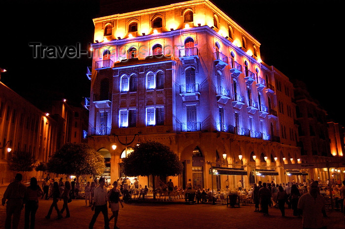 lebanon27: Lebanon / Liban - Beirut / Beyrouth: night in the city - Place de l'Etoile - Parliament Square - photo by J.Wreford - (c) Travel-Images.com - Stock Photography agency - Image Bank